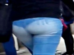 Cochinita apretada de los pantalones