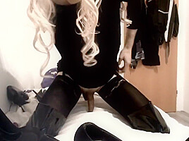 Crossdress Bimbo Slut Heel Fucking And Cumming Hard