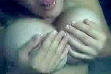 Curvy girl teases with her perfect form on webcam