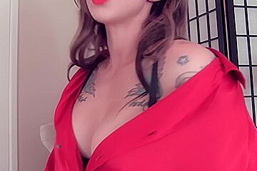Cute Curly Brunette Solo Webcam Masturbation