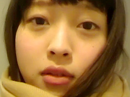 Cute Japanese teen 18+ Pees