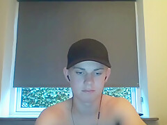 Cutie Giving It A Hard Jerk