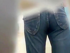 Cutie caught peeing