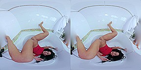 CzechVRFetish 185 Water Sport With Lexi