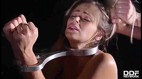 Dark Chamber Of Anal Filling - Vittoria Dolce