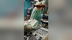 Desi Bhabhi Changing Cloths