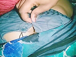 Desi Bhabhi Ke Sath Romance