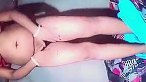 Desi Bhabhi Showing Her Creamy Boobs