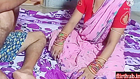 Desi Big Ass Aunty Ki Gand Utha Ke Chudayi Kari Or Muth Pee