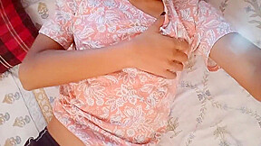 Desi Girl Showing Boobs