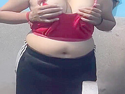 Desi Horny Girlfriend Selfie Video For Bf
