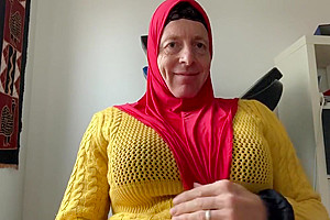 Dhimmi Bea - Hijabi Masturbation