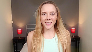 Dick Choker - Hollie Mack