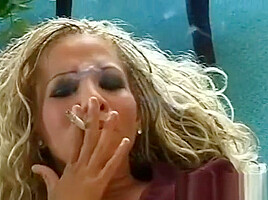 Dirty Slut Pleasant Her Guy While Smoking A Cigarette