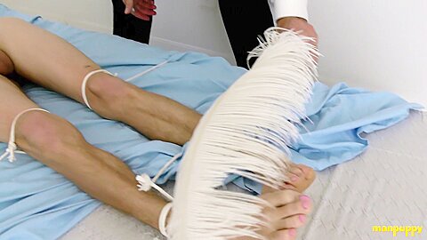 Doctor Gives Twink Tickling Test - Frank Funsize & Richard Lennox