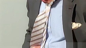 Dr  stevens examines damien crosse - 2010
