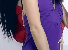 Efina-DiDevi PinkVibratorWhiteWall DVD