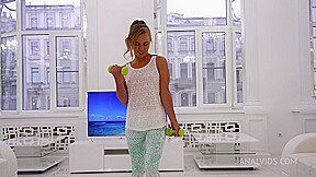 Ella Elastic - babyface, height 150 cm, fitness body, 18yo ! Nick's anal casting - AnalVids