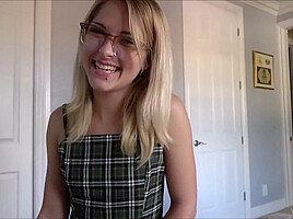 Emma Bugg In Watch & Learn