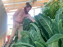 Enx Anku *Fertilizing The Plants*