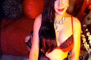 Erotic Asian Tranny Cum on Cam