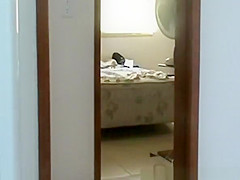 Exhibitionist ebony chick flashes electrician