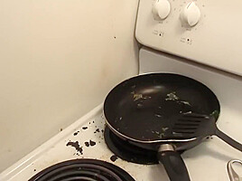 FRENCHMAID CLEANS UP EVERYTHING- amateur