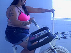 Feeding Time - Sex Movies Featuring Crystalblue420