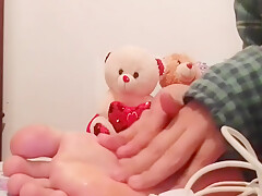 Feet 27