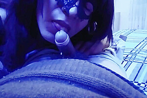 Femboy Recibe Semen En Su Boca