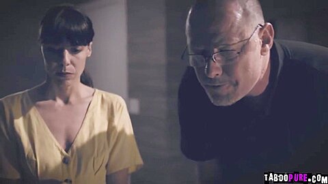 Finds Seth To Give Herself And Pussy With Ivy Lebelle