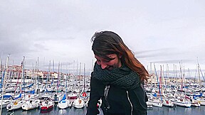First sodomy in Sète for Melany, 23 years old!