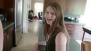 Four teen 18+ skanks eat cunt