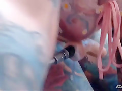 Fuck Machine Causes Creamy Mess