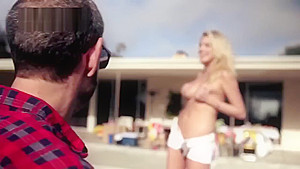 GREATEST HITS - Kate Upton