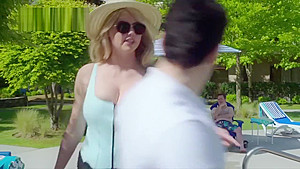 GREATEST HITS - Kate Upton