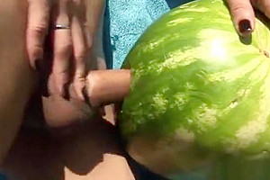 Gardener tranny plays with different vegetables and fucks waterm