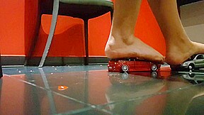 Giantess Yasmin steps on cars