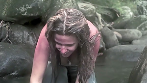 Girl in Woods (2016) Juliet Reeves, Amanda Murphy