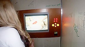 Glory hole amateur milf fuck and suck
