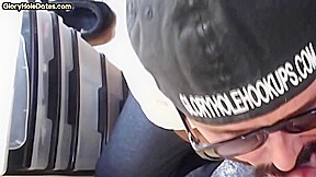 Gloryhole amateur DILF give closeup blowjob and handjob