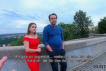 Glucklicher Jager Trifft Entzuckendes Kuken Mit Ihrem Armen Vater Und Verfuhrt Sie Fur Sex