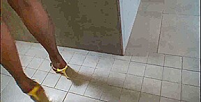 HOUSEWIFE,GF,WIFE CLEANING HOUSE