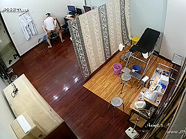 Hackers use the camera to remote monitoring of a lover's home life 615