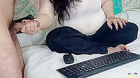 Handjob Performance In Live Web Cam Show