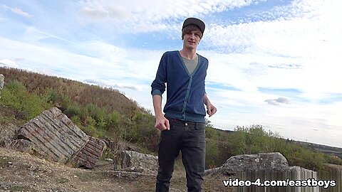 Handjob in the car - Antony Carter - EastBoys