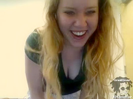Handsome hottie with big tits caught jilling off