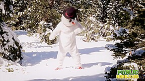 Helpless Brandi de Lafey Strokes A Lonely Snowman - Public Handjobs