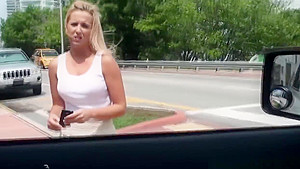 Hitching amateur sucks strangers dick
