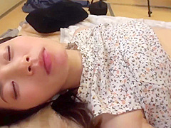 Hitomi Age 34 Vol 1 : Picked Up A Housewife! - Part 1